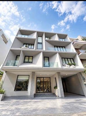 5 Tầng - 12x20 - Mặt Tiền Hoa Lan PN