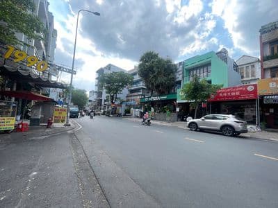 Mặt tiền trương vĩnh ký ngang 11m x 18m , 1 trệt 1 lầu vị trí cực đẹp