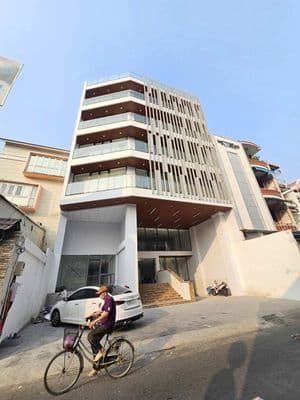 Tòa Nhà Nguyễn Trọng Tuyển Ngang 12mx25 Hầm 6 Lầu 1500m2
