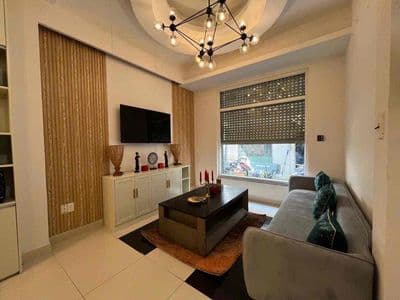Bán nhà cao thắng quận 10 - ngang 5,3m - hẻm xe hơi