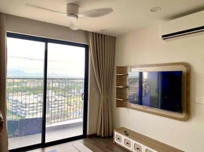 Cho thuê căn góc 2PN FPT Plaza 3, view thoáng, hướng mát, đầy đủ nội t