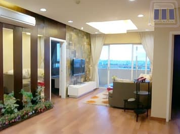 Cho thuê căn hộ Hùng Vương Plaza, 2PN, 3WC, giá 22tr/th