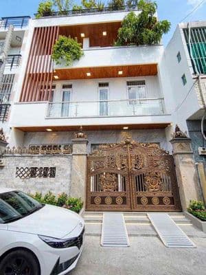 Nàh siêu rẻ ở bình tân 8x11m 4 tầng hẻm xe hơi , giá cực rẻ