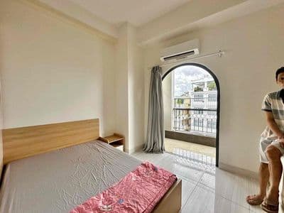 Căn hộ dịch vụ - Ngay Văn Lang - Thang máy - hầm xe