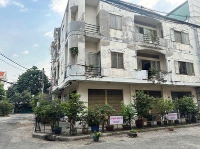 Nhà Nguyên Căn Hẻm Xe Tải Đường Luỹ Bán Bích 8 x 15m, 2 Lầu - 25 Triệu