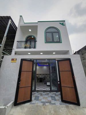 Bán nhà gần chợ, trường học 1 trệt 1 lầu giá chỉ 1c tỷ 900 triệu!