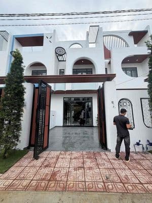 nhà đẹp ngay kcn cầu tràm..5x28 có sân vườn tuyệt vời