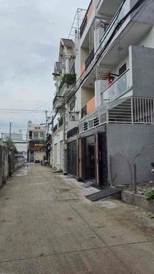 Cho thuê 10 triệu nhà hẻm xe hơi đường Cây Keo phường Tam Phú Thủ dức