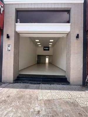 Cho thuê nhà mt điện biên phủ qbt 5x16m, trệt lửng, giá 32tr
