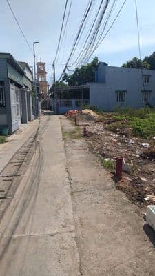 chính chủ cần bán đất ngay đường Hùng Vương. long hải bà Rịa vũng tàu