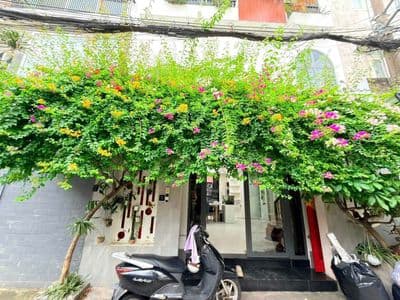 Nhà đẹp nội thất cao cấp thống nhất gv