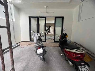 Cho thuê nhà 383 Quang trung p10 ( 5,5x22) 1 trệt 1 lầu , 2pn , 2wc