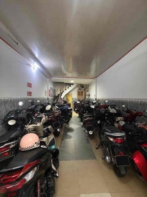 100m2, Nhà Tôn Đản, ngang 4.7m, ô tô sát cửa, dòng tiền 20T, 12Tỷ nhic