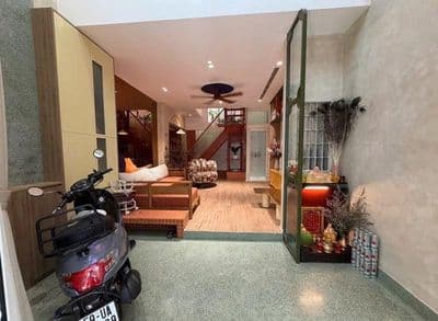 HXH 7A Thành Thái - Nhà chính chủ - 5 tầng thang máy, 40m2 ngang 4m.