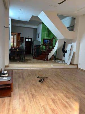 CHO THUÊ NHÀ 3 TẦNG: ĐỖ NHUẬN - trước bến xe