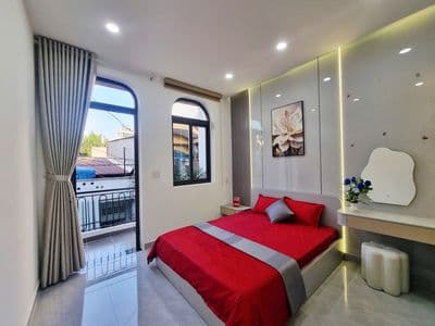 Chiều sâu 13,5m-hẻm 7m-4 tầng-3pn,4wc-sổ đẹp nở hậu-giá5.2 tỷ(tl)