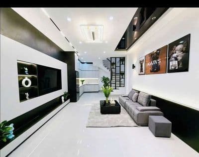Cho thuê nhà 4 tầng 3N Thái Thịnh, Đống Đa, nhà mới 40m2