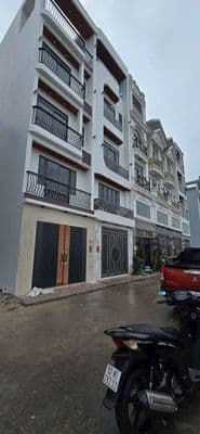 Nhà 1 trệt 1 lửng 3 lầu full nội thất đường số 1 KDC Vĩnh Lộc BHHB