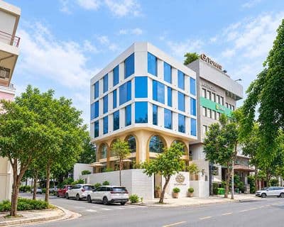 Cho thuê tòa nhà góc 2 mặt tiền phan đình phùng dt 10m x 23m phú nhuận