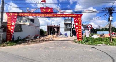 Nhà 5tr cấp 4 tổng 140m2 mặt tiền Bình Hoà - Cây Dương ở và kinh doanh