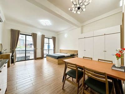 Cho thuê căn hộ ban công cao cấp full nội thất ngay lê văn quới