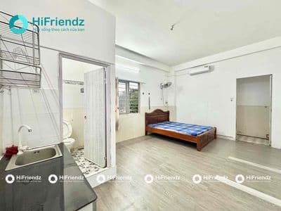 Studio cửa sổ trời ban công từ 3x đủ nội thất tiện qua đh huit vhu