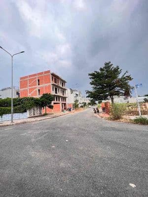 Cắt lỗ 200 triệu bán nhanh trong tháng