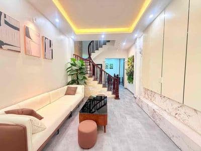 Gấp bán nhà Bạch Mai 39m căn góc 6,8tỷ