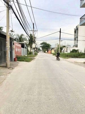 Bán đất đường thông tx52.P.Thới An dt 4.4x12m thổ cư đủ