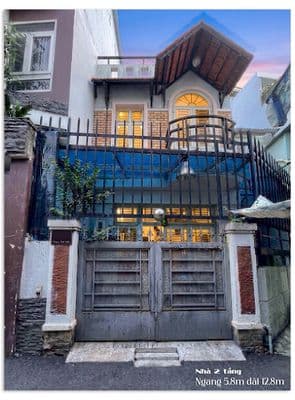 Chỉ 4,9 tỷ nhà 3 tầng dt 52m2 chân cầu nguyễn văn cừ sát quận 1