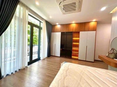 131 cho thuê nhà 3 tầng mặt tiền phan trọng tuệ
