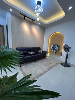 Cần bán căn hộ B5, 3PN, căn góc, Nhà mới, Nội thất cao cấp, SHR
