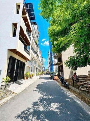 Bán đất thổ cư, sổ hồng riêng, hoàng quốc việt,quận 7