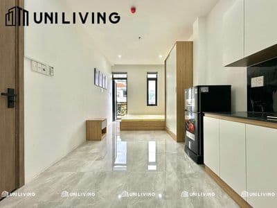 Trống Lại 2 Phòng Ban Công Cửa Sô Thoánh Full nội thất