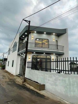 Chủ bể n.ợ hạ bán lỗ căn nhà sổ riêng 2mt siêu đẹp gần kcn giang điền