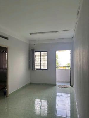 Cần bán gấp căn hộ chung cư Bàu cát 2 lô thang bộ 2pn chỉ 2ty6 sổH