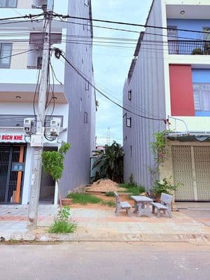 Bán đất đường Bích Khê Đông Nam đối diện công viên giá rẻ