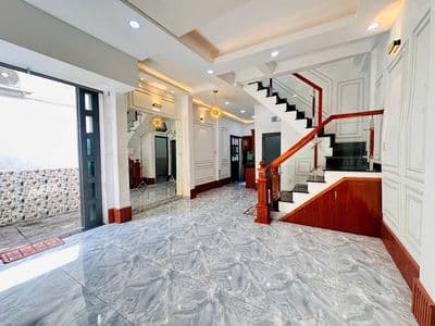 Nhà hẻm chợ bình đông p14 q8 5x9m bên hông cầu số 2