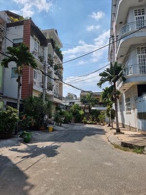 Cho thuê nhà Mặt Tiền đường Tây Sơn: 4mx20m, cấp 4, gác lững
