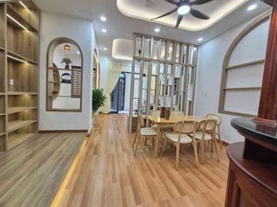 Lê Văn Thọ - Chợ HTT - Ngang hơn 5m - 4PN - 4WC - Chỉ 6đ nhỉnh