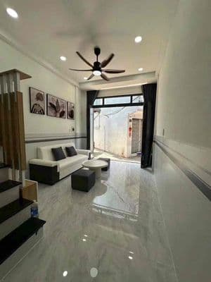 Cho thuê nhà hẻm 3gác -lâm văn bền -1trệt 1lầu -13tr còn tl