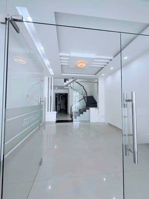Cho thuê nhà đẹp 3 tầng 90m2 mặt tiền Trần Thánh Tông , Sơn Trà.