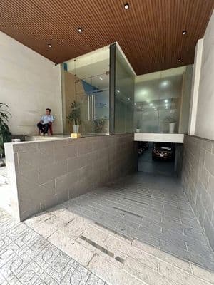 121 TRIỆU - Cho thuê tòa nhà trục Đường 3/2 Phường 12, Quận 10