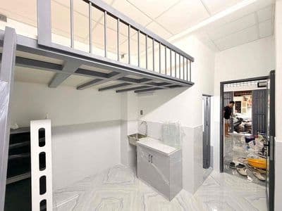 Duplex 35m2 Ngay UEH cho thuê 4tr7 / tháng như hình 100% Quận 10