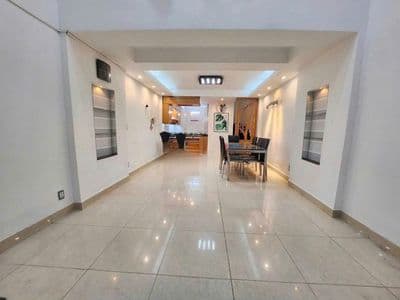 Nhà full nội thất Lý Thái Tổ, Trệt 3 Lầu ST, 3N 4WC, 4.2x12m
