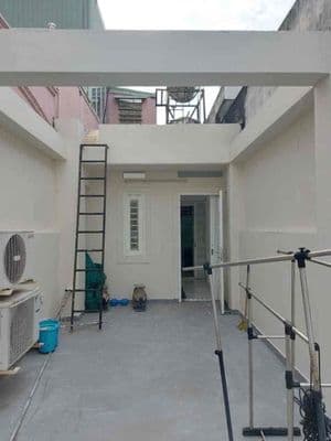 Cho thuê nhà hẻm 8m thông Lý Thường Kiệt 1 trệt 2 lầu sân thượng 4pn