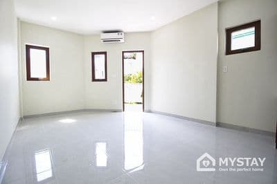 7tr7 Cao Câp Thang máy Ban công siêu thoáng Tô Hiến Thành Quận 10