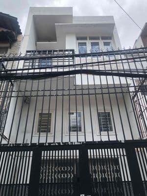cho thuê nhà nguyên căn 4 phòng 4 wc lâu dài