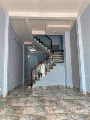 Cho thuê nhà nguyên căn 1/ lò lu 3 tầng 4pn có 2 máy lạnh