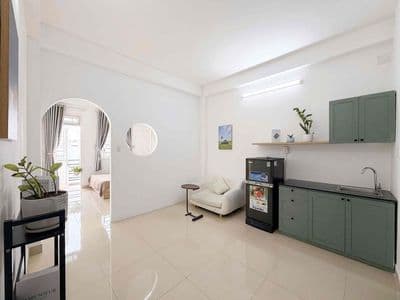Cho thuê căn hộ 1pn tách bếp balcon ngay trường uih và văn lang cs3